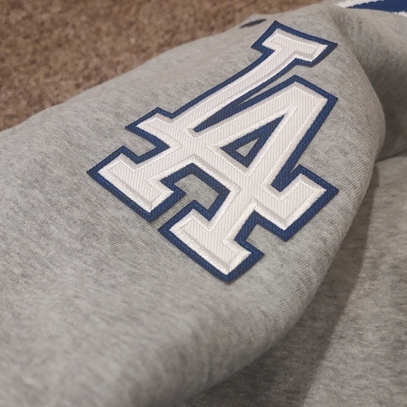 Men's Gray and Blue LA Los Angeles DODGERS Reversible Varsity Jacket - Picture 4 of 8